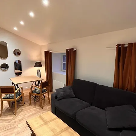 De L'houmeau - Proche Gare Apartman